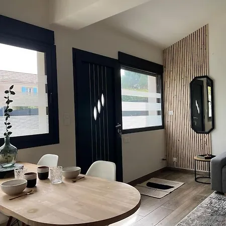Holiday home Studio Avec Patio Entre La Rochelle & L'ile De Re *